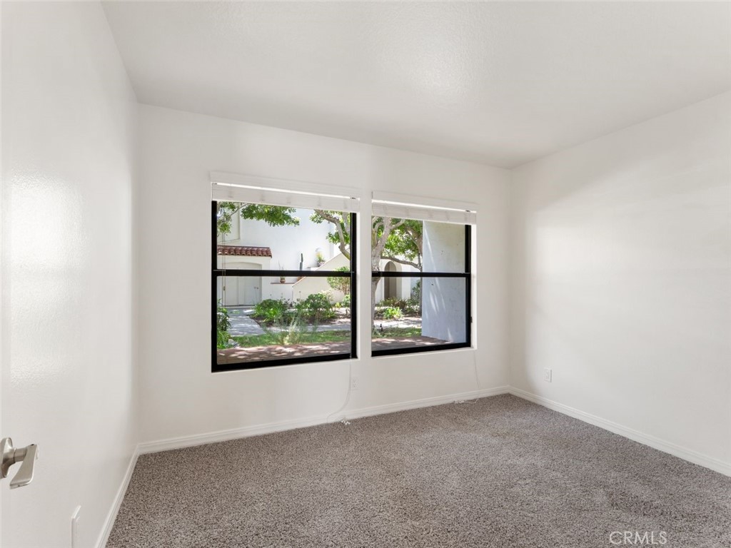 16130 Avenida Venusto - photo 14