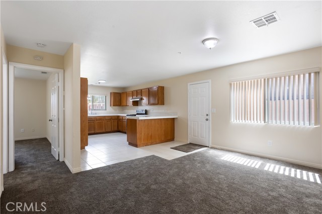 Detail Gallery Image 6 of 29 For 136 S 4th St, Montebello,  CA 90640 - 4 Beds | 2 Baths