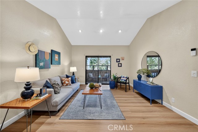 Detail Gallery Image 6 of 38 For 20702 El Toro #16,  Lake Forest,  CA 92630 - 2 Beds | 2 Baths