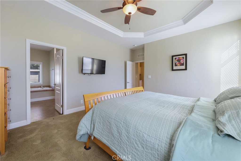 MLS #OC25275602 image #16