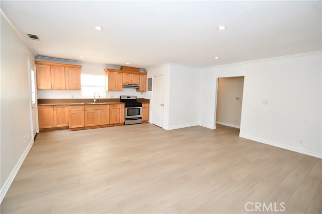 1062 252nd Street, Harbor City CA: https://media.crmls.org/medias/bb80f894-9083-4f10-b7e5-43facec639e4.jpg