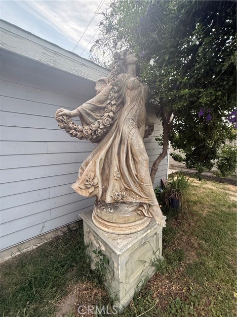 Detail Gallery Image 3 of 18 For 16823 Simonds, Granada Hills,  CA 91344 - 1 Beds | 1 Baths