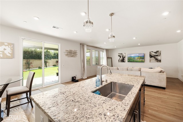 Detail Gallery Image 14 of 50 For 1759 Gooseberry, San Jacinto,  CA 92583 - 4 Beds | 2/1 Baths