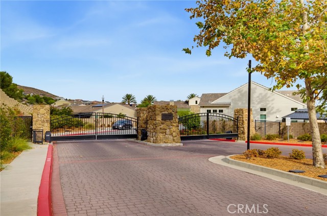 25110 Citron Ln, Los Angeles County, CA 91387 photo 32