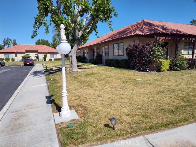 Detail Gallery Image 9 of 25 For 19198 Palo Verde Dr, Apple Valley,  CA 92308 - 2 Beds | 1/1 Baths