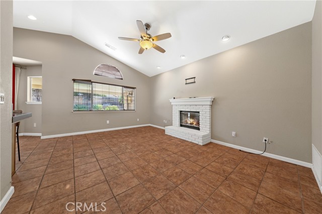 Detail Gallery Image 9 of 53 For 1279 Park, San Jacinto,  CA 92583 - 4 Beds | 2/1 Baths