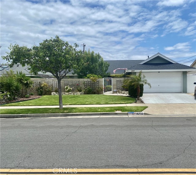 Image 2 for 16732 Cooper Ln, Huntington Beach, CA 92647