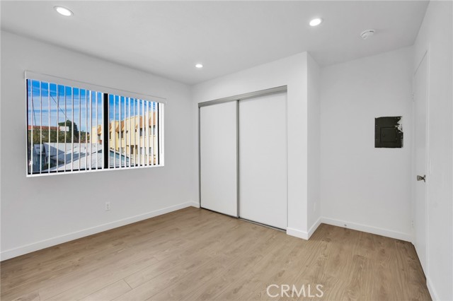 1117 Linden Avenue, Glendale CA: https://media.crmls.org/medias/bb8524a6-da8b-4dc2-83c3-8922f0cde8f2.jpg