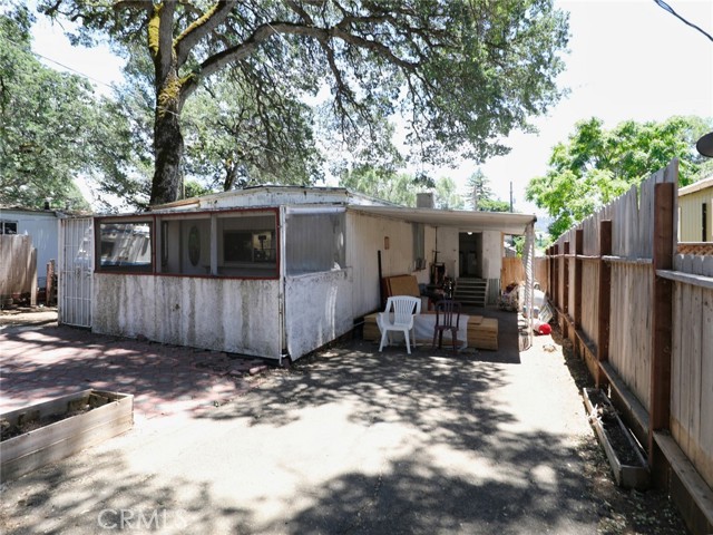 Detail Gallery Image 4 of 26 For 12701 Center Way, Clearlake Oaks,  CA 95423 - 2 Beds | 2 Baths