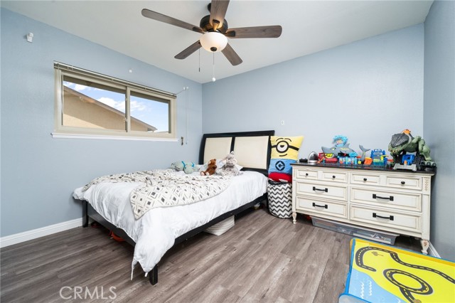 Image 17 of 44 For 22586 Main Street