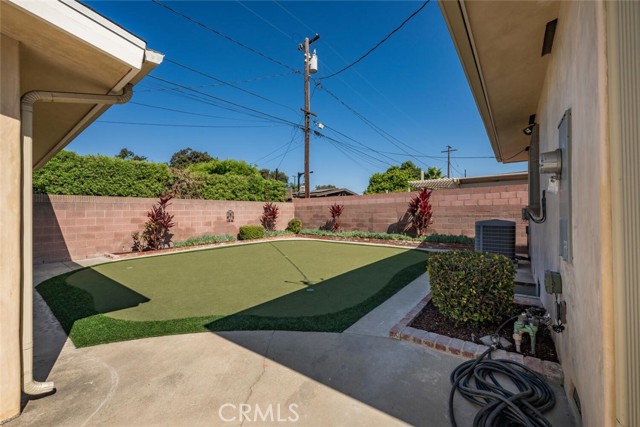 Detail Gallery Image 45 of 56 For 2701 Chatwin Ave, Long Beach,  CA 90815 - 3 Beds | 2 Baths