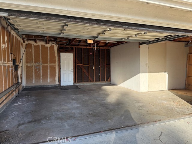 Detail Gallery Image 19 of 19 For 9201 Paso Robles, Northridge,  CA 91325 - 4 Beds | 4 Baths