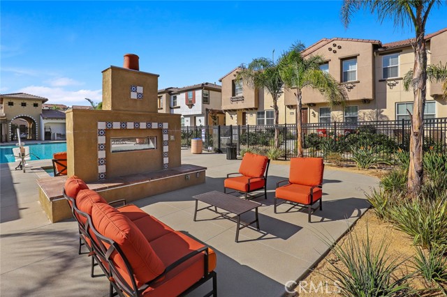 40302 Calle Real, Murrieta CA: https://media.crmls.org/medias/bb88b3cb-6686-4c62-b012-e15d54b2a051.jpg