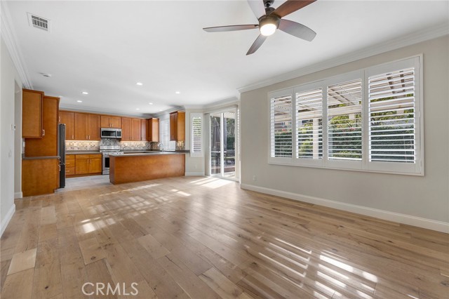 Detail Gallery Image 10 of 27 For 12 Galena, Irvine,  CA 92602 - 4 Beds | 3/1 Baths