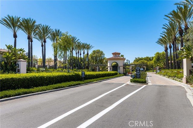 92 Chula Vista, Irvine CA: https://media.crmls.org/medias/bb8954d0-a13a-4dea-ba83-4a2f75c8f173.jpg