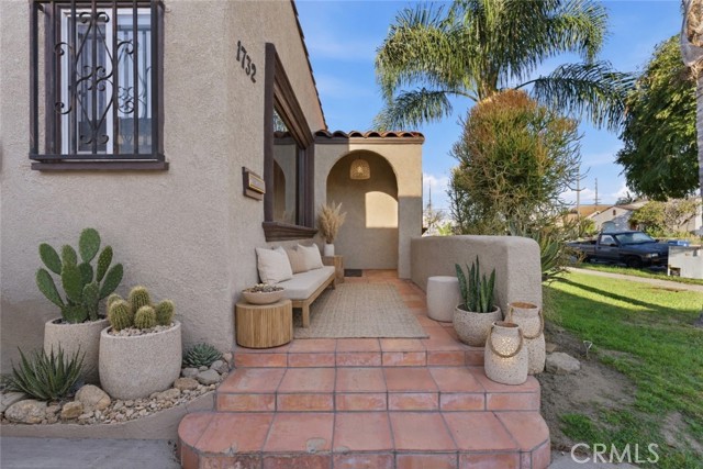 Detail Gallery Image 15 of 24 For 1732 W 65th, Los Angeles,  CA 90047 - 3 Beds | 2 Baths