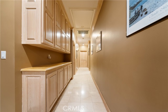 6011 Paseo La Vista, Woodland Hills CA: https://media.crmls.org/medias/bb89be72-1384-4703-a52f-311007a41d57.jpg