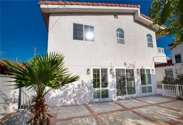 Detail Gallery Image 24 of 39 For 3667 Sawtelle Bld, Los Angeles,  CA 90066 - 5 Beds | 3/1 Baths