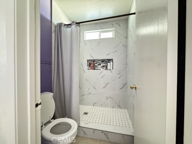 Detail Gallery Image 7 of 11 For 2725 Jojoba Ter, Palmdale,  CA 93550 - 4 Beds | 2 Baths