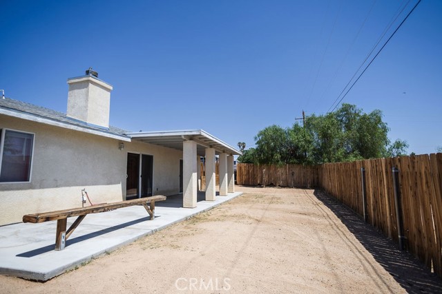 6025 Abronia Avenue, 29 Palms CA: https://media.crmls.org/medias/bb8a4e64-e936-46a1-8124-df2086aa5744.jpg