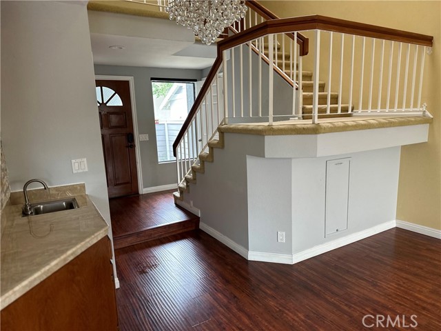 22142 Summit Hill Drive, Lake Forest CA: https://media.crmls.org/medias/bb8a6b39-e439-4f4a-9330-ef69bad13183.jpg