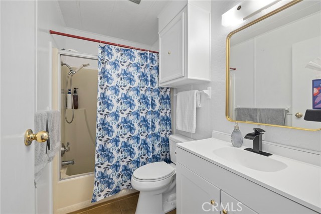 1919 W Coronet Avenue, Anaheim CA: https://media.crmls.org/medias/bb8aed4c-381f-4d9d-ae99-da088d9c1933.jpg