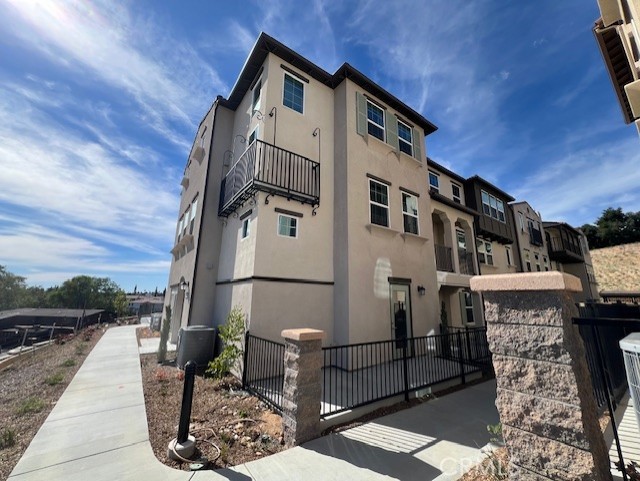 Detail Gallery Image 2 of 15 For 8393 Tapia, Rancho Cucamonga,  CA 91730 - 3 Beds | 3 Baths