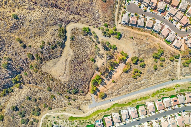 11085 Canyon Circle, Corona CA: https://media.crmls.org/medias/bb8bdd7e-0413-4627-9beb-2ec116646a1d.jpg
