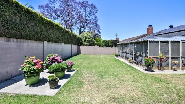 Detail Gallery Image 22 of 25 For 17819 Bay St, Fountain Valley,  CA 92708 - 4 Beds | 2/1 Baths