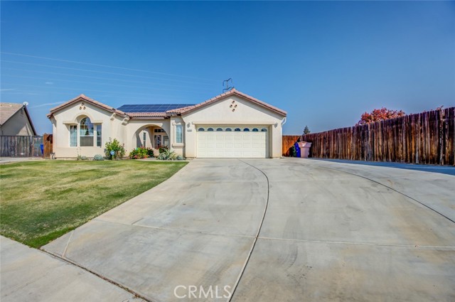 Detail Gallery Image 1 of 53 For 10500 Vista Bonita Dr, Bakersfield,  CA 93311 - 3 Beds | 2 Baths