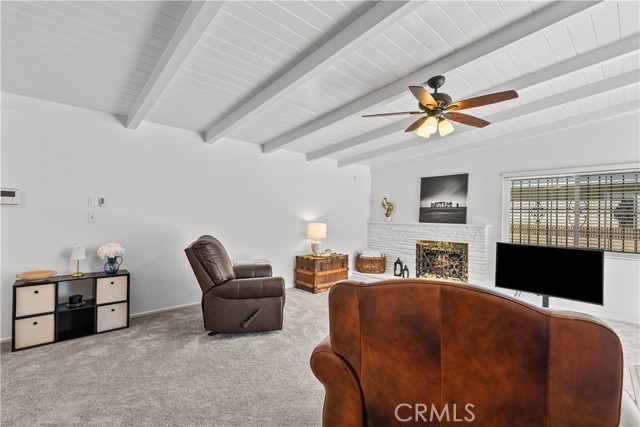 10625 Valjean Avenue, Granada Hills CA: https://media.crmls.org/medias/bb8c8de9-3d42-420c-8fc3-4599b4d3a1dc.jpg