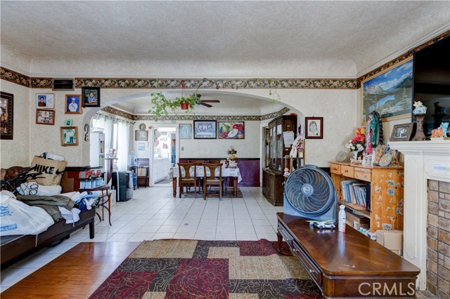 Detail Gallery Image 27 of 30 For 2213 S Bronson Ave, Los Angeles,  CA 90018 - – Beds | – Baths