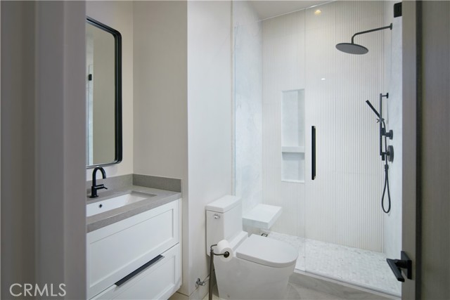 Detail Gallery Image 17 of 27 For 521 Angelita, Corona Del Mar,  CA 92625 - 4 Beds | 6 Baths