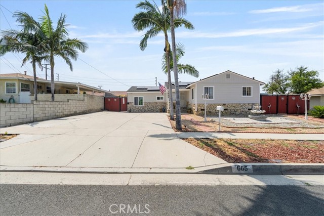 665 Larimore, La Puente CA: https://media.crmls.org/medias/bb8dd985-cc24-4b58-8ca1-91f4767b166e.jpg