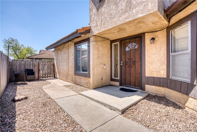 Detail Gallery Image 1 of 25 For 1117 Parkside Way, Lompoc,  CA 93436 - 3 Beds | 1/1 Baths