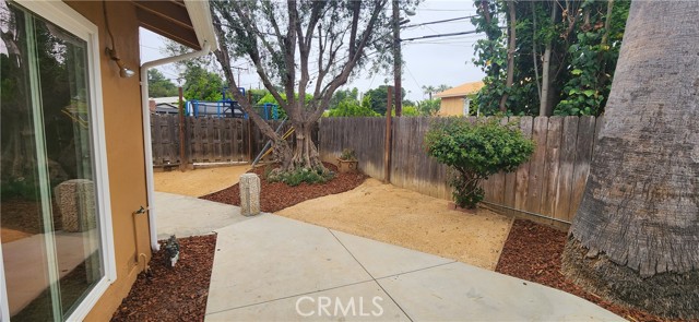 5853 Keokuk Avenue, Woodland Hills CA: https://media.crmls.org/medias/bb8ea383-2b39-4c01-a027-07b705e6f970.jpg