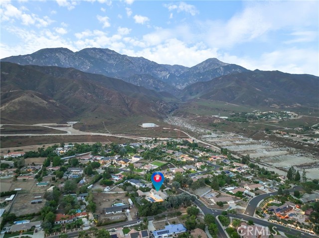 2501 Cliff Road, Upland CA: https://media.crmls.org/medias/bb8ed8e6-5c21-4c0a-b54e-173509359934.jpg
