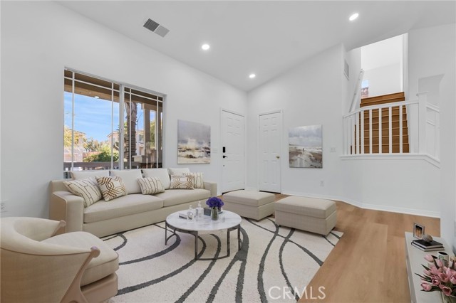 Detail Gallery Image 10 of 40 For 31955 Botany Ct, Lake Elsinore,  CA 92532 - 3 Beds | 2/1 Baths