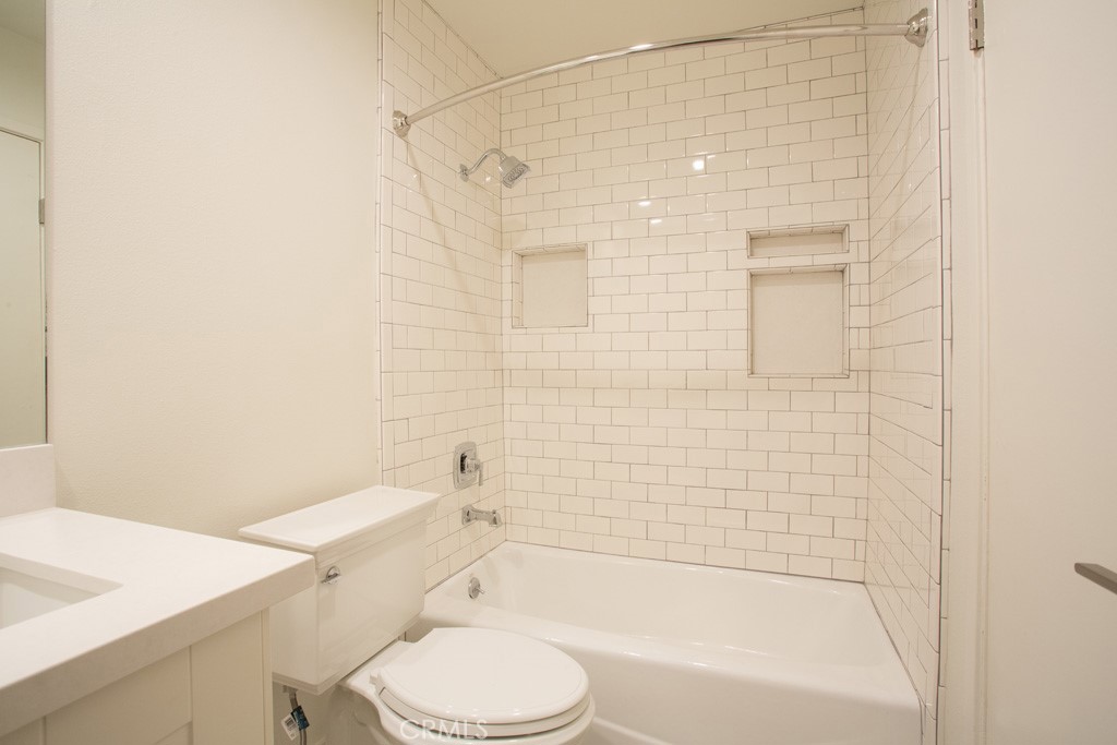 Bb900c02 5e60 4999 8948 A9431a020c69