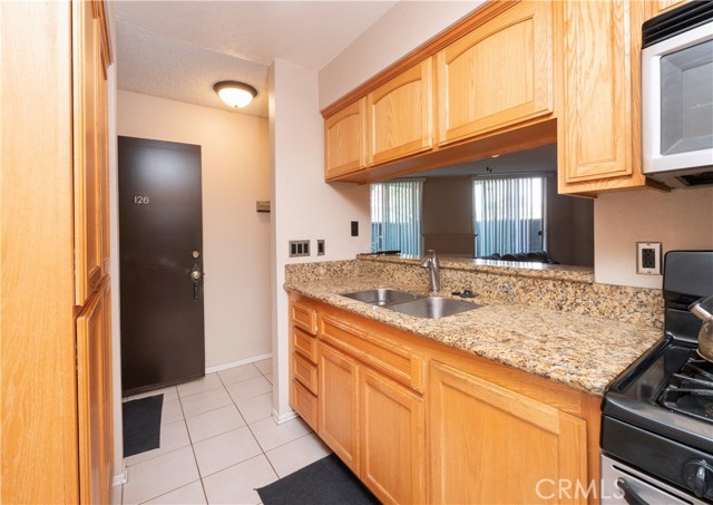 1150 W Phillips Street, Ontario CA: https://media.crmls.org/medias/bb90304f-10bd-4fa5-9b1f-f64f59976c37.jpg