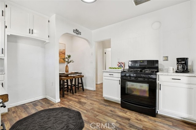 Detail Gallery Image 12 of 26 For 551 Hawthorne St, Yuba City,  CA 95991 - 3 Beds | 1 Baths