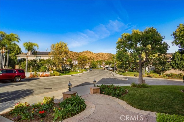 Detail Gallery Image 38 of 38 For 5860 Mustang Dr, Simi Valley,  CA 93063 - 5 Beds | 4/1 Baths