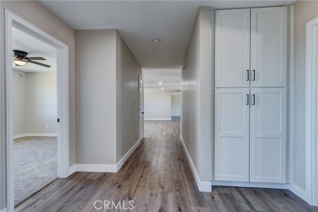 Detail Gallery Image 31 of 62 For 6572 Merced, Oak Hills,  CA 92344 - 4 Beds | 3 Baths