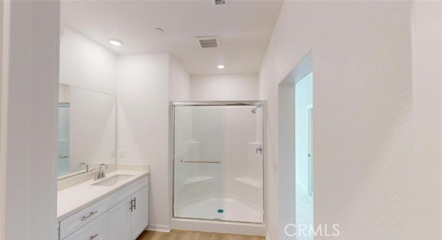 16424 Whittier Boulevard, Whittier CA: https://media.crmls.org/medias/bb9246c8-af16-4efa-ad31-aa6e9d1352ab.jpg