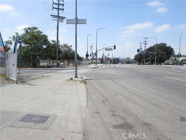 Image 19 of 50 For 3900 Figueroa