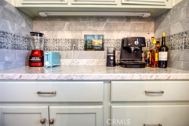 6367 Split Rock Avenue, 29 Palms CA: https://media.crmls.org/medias/bb928af1-d47c-4ad9-bbd4-bfe8654c1585.jpg