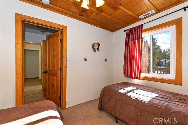 Detail Gallery Image 26 of 48 For 1300 Malabar Way, Big Bear City,  CA 92314 - 7 Beds | 6/1 Baths