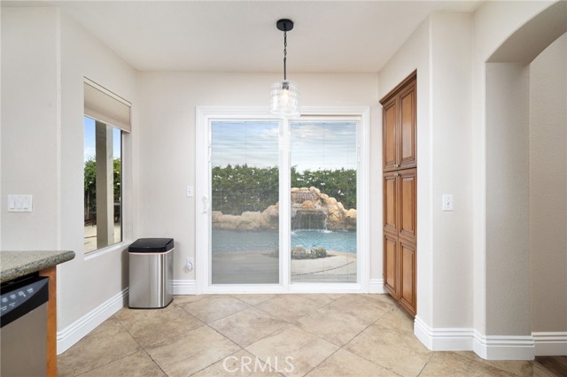 Detail Gallery Image 16 of 43 For 945 Ferndale, Corona,  CA 92881 - 3 Beds | 2/1 Baths