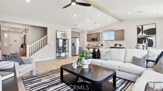 Detail Gallery Image 4 of 28 For 26158 Gentry Ave, Corona,  CA 92883 - 5 Beds | 3 Baths