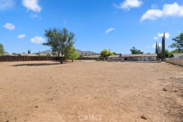 11835 Hubbard Street, Moreno Valley CA: https://media.crmls.org/medias/bb941173-a026-458a-849a-006963fe412f.jpg